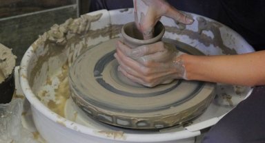 Sakarya'da çamurdan sanata giden yolculuk