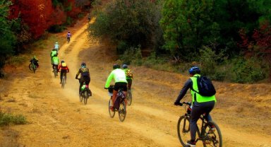 SARDOS üyeleri Korudağ'a pedal çevirdi