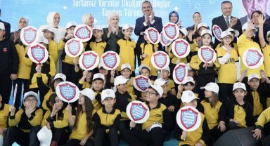 'Tertemiz Yarınlar' okullardan başladı
