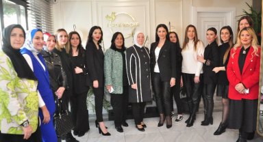 AK Parti Bursa'dan Ferda Koçer'e anlamlı ziyaret