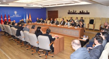 AK Parti'den Bursa'da ilçe başkanlarıyla 'Ala' buluşma