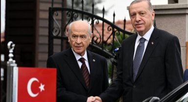 Ankara'da sürpriz ziyaret... Erdoğan, Bahçeli'yle bir araya geldi