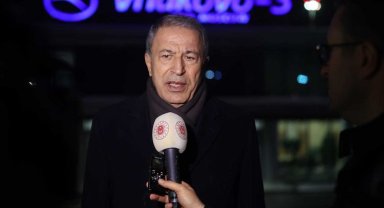 Bakan Akar üçlü toplantıyı değerlendirdi