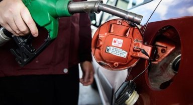 Benzine zam geliyor