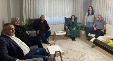 Bilecik Pazaryeri'nde Başkan Tekin'den İYİ Parti İlçe Başkanı'n 'geçmiş olsun' ziyareti