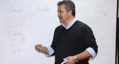 Bursa Gürsu'da gençler dijital, esnaf ise tecrübesini anlatıyor