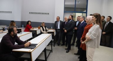 Bursa'da 3 ayda 8 bine yakın öğretmen eğitim aldı