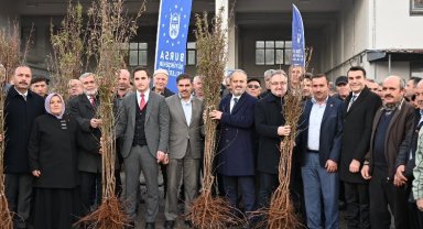 Bursa'da dağ yöresi meyvecilikle kalkınıyor