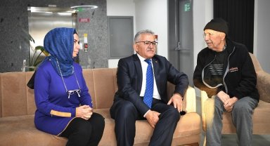 Büyükkılıç'tan Hasta Yakınları Misafirhanesi'ne ziyaret