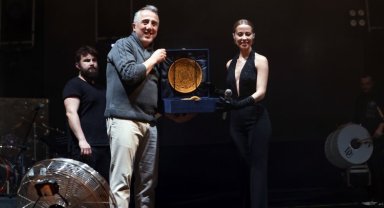 Derya Uluğ Nevşehir'i salladı