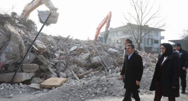 Düzce'de tahliye edilen 630 konuttan 333'ü yıkıldı