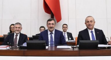 Hazine ve Maliye ile Dışişleri'nin 2023 bütçeleri onaylandı