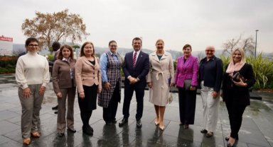 İmamoğlu Başkonsoloslarla buluştu