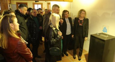 Kocaeli Gölcük'te el sanatları eserleri sergileniyor