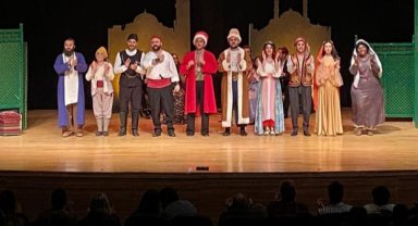 Kütahya'da 'Bizim Sandık' sahnelendi