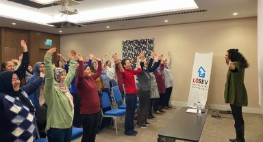 LÖSEV Kayseri'den renkli yılbaşı