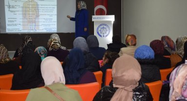Malatya'da kadınlara kilo vermenin püf noktaları anlatıldı