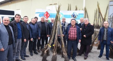 Manisa Akhisarlı üreticiye fidan desteği