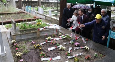 Manisa eski müftüsü mezarı başında anıldı