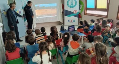 Manisa'da bilinçli 'Minik Tarzan'lar belgeleniyor