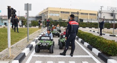 Manisa'da trafik eğitim parkı konuklarını ağırlıyor