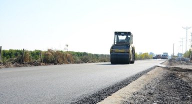 Mersin Büyükşehir'den Çukurova'ya asfalt