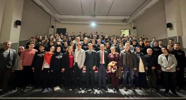 Mesut Şehitoğlu; "Türkiye'nin gelecek hedefleri gençlerin vizyonuyla olacak"