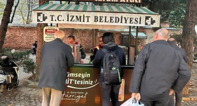 Mobil ikram araçları İzmitlilerin içini ısıtıyor
