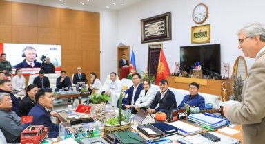 Moğolistan heyeti Sakarya'nın yatırımlara hayran kaldı