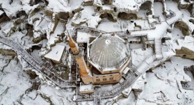 Nevşehir Kayaşehir beyaza büründü