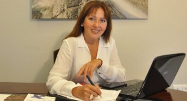 Şair Meltem Kösem'den 'Meltemia'