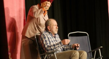 Sakarya'da Üç Kafadarlar, 'Hoppala' ile güldürdü