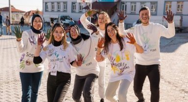 SosyalBen Vakfı'ndan kırsaldaki çocuklara 'sosyal' etkinlik