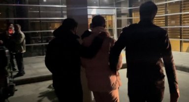 Şüpheli araçtan uyuşturucu çıktı