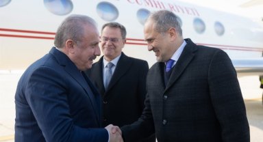 TBMM Başkanı Şentop Üsküp'e gitti