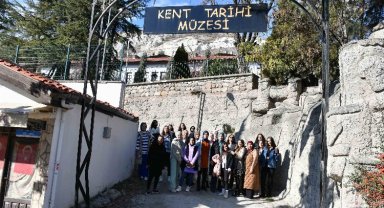 Üniversite öğrencilerine tarihi gezi