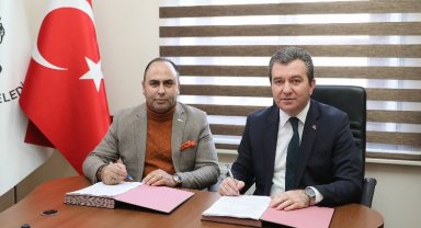 Bergama Belediyesi'nde 'toplu' sevinç