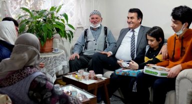 Bursa Osmangazi'de Başkan Dündar gönülleri fethetti
