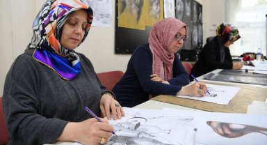 Bursa Osmangazi'de kursiyerler ustalara taş çıkartıyor