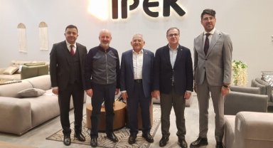 Dr. Memduh Büyükkılıç İstanbul Fuarı'nda