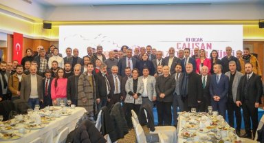 Gaziantep'te Başkan Şahin, gazetecilerle buluştu