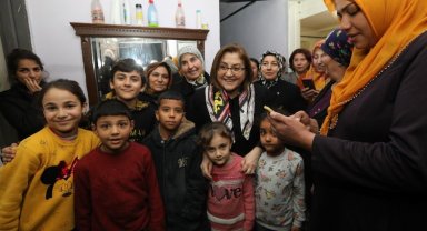 Gaziantep'te Başkan Şahin'den yardım projesinden yararlanan ailelere ziyaret