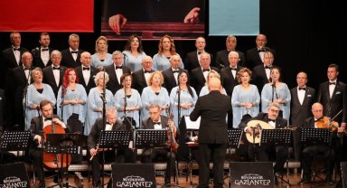 Gaziantep'te Türk Musikisi'nden 70. yıl konseri