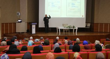 GÖLMEK'ten 'dijital platform' eğitimi