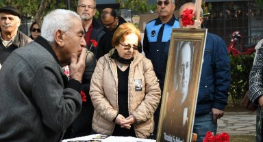 İzmir Karabağlar Mumcu'yu unutmadı