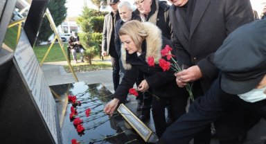 İzmit 'Yahya Kaptan'ı da unutmadı