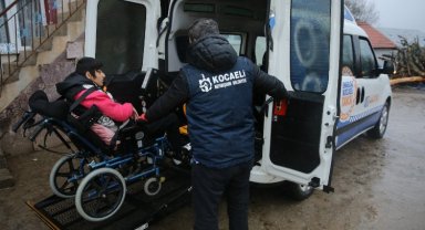 Kocaeli'de 'Engelsiz Taksi' 2022'de de ulaştırdı