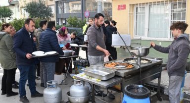Manisa'da MHP merhum İl Başkanı için lokma hayrı