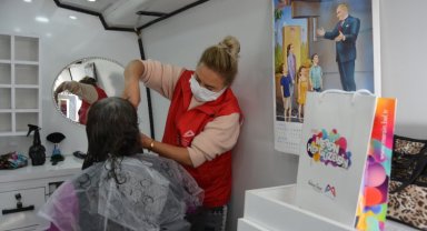 "Mobil Kuaför" köy köy dolaşıyor