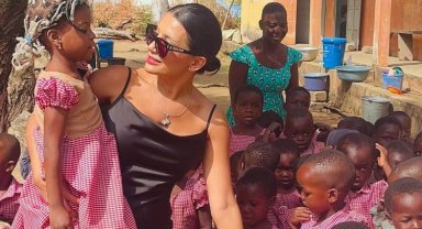 Togo'da yetim yurdunda bir kraliçe!